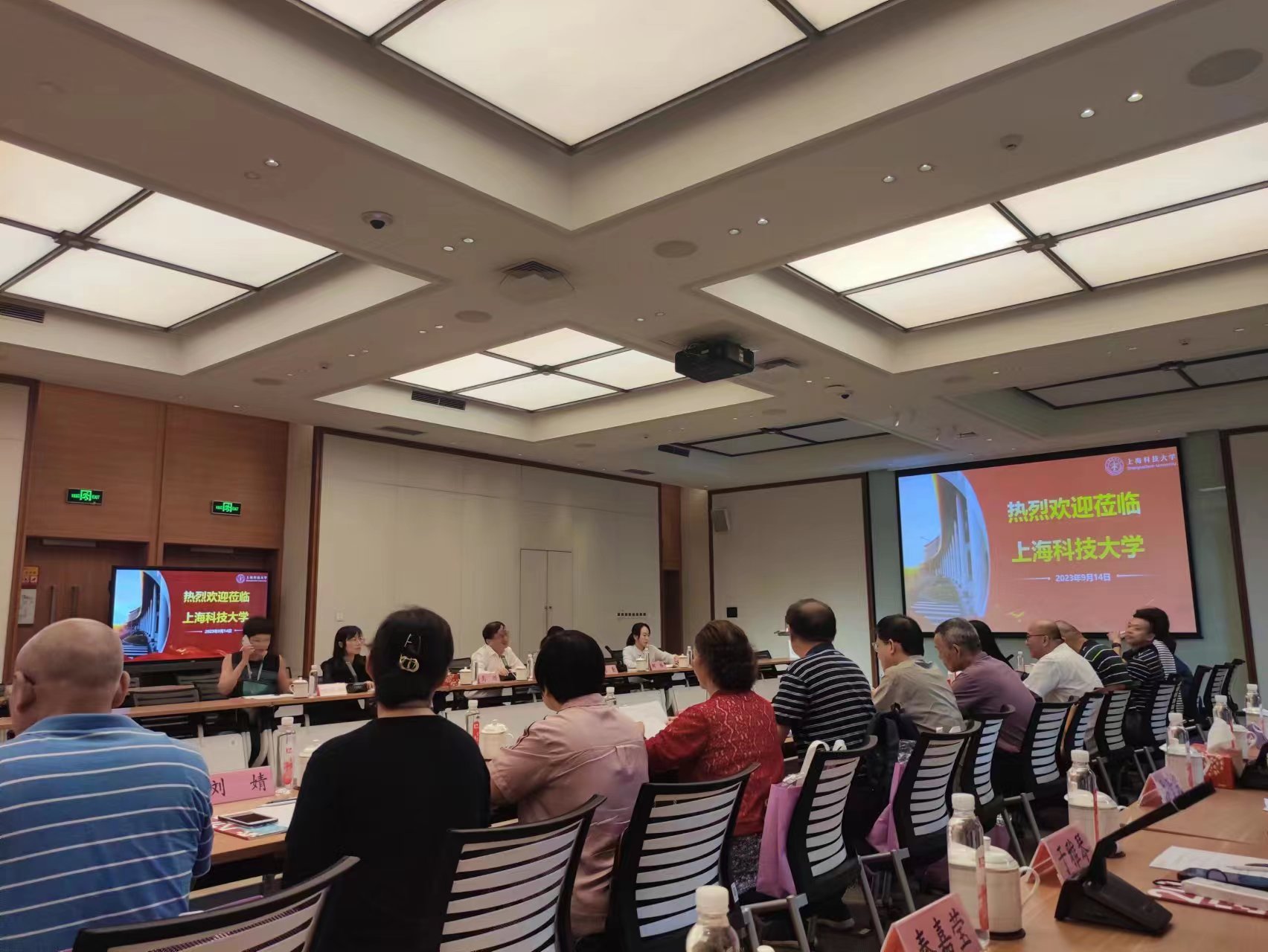 上科大党委副书记吴强介绍学校情况。吴泽顺 摄影